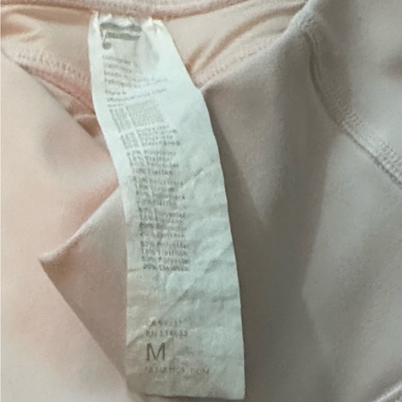 Fabletics Light pink size medium women’s pure luxe leggings - Picture 9 of 9